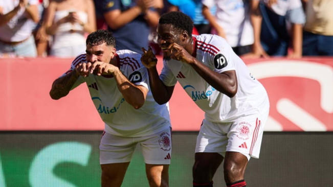 Pemain Sevilla selebrasi usai cetak gol. [Instagram]
